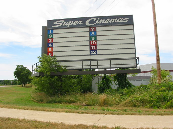 Super Cinemas - MAY 2002 (newer photo)